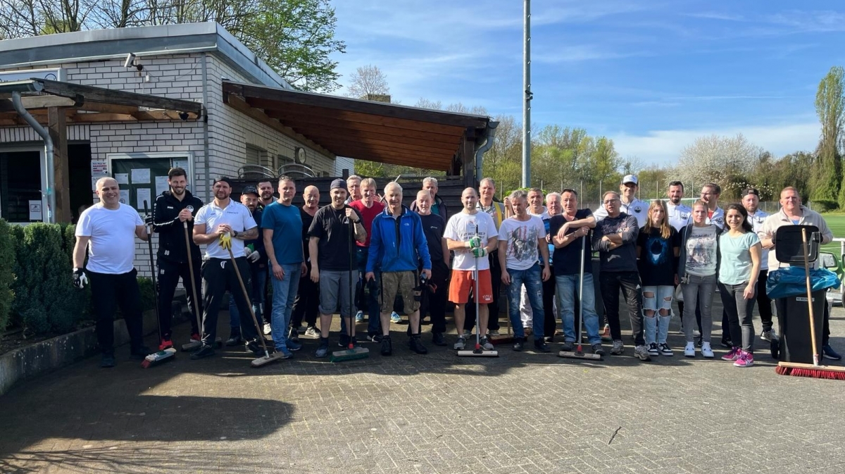 Du betrachtest gerade Erfolgreicher Aufräumtag beim SV Westhoven Ensen